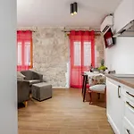 Vintage House Al Pozzo 아파트호텔 흐바르