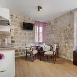 Vintage House Al Pozzo 3*