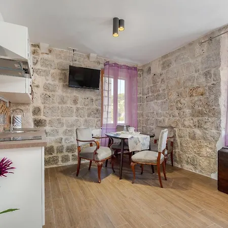 Vintage House Al Pozzo 3*