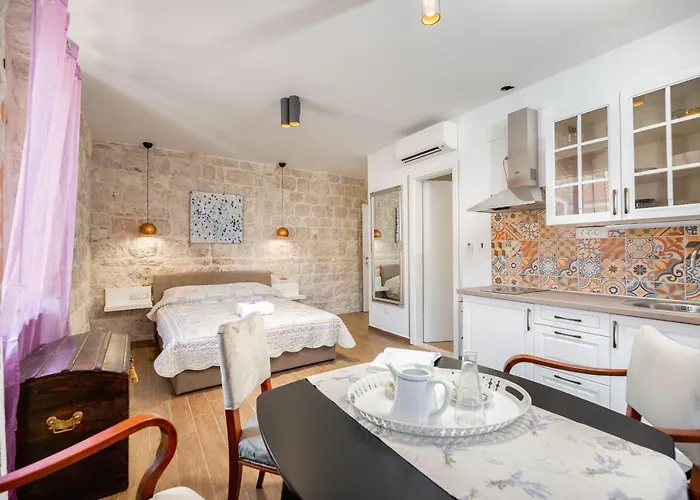 Vintage House Al Pozzo 아파트호텔 흐바르