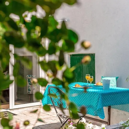 Vintage House Al Pozzo * Hvar Town