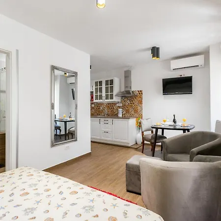 Vintage House Al Pozzo Aparthotel