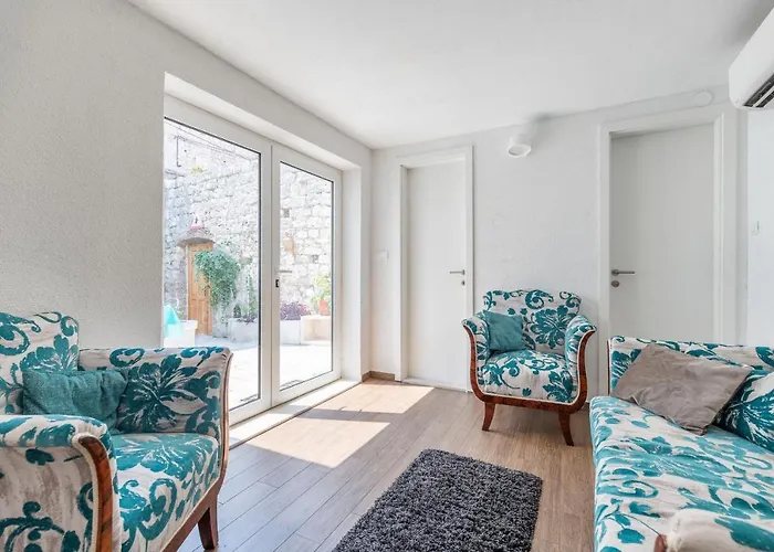 Vintage House Al Pozzo Hvar Town