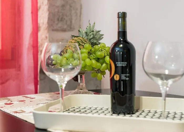 Vintage House Al Pozzo Aparthotel 4*