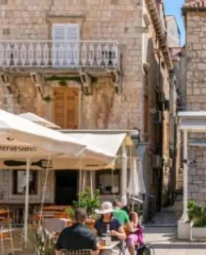 Vintage House Al Pozzo Aparthotel Hvar Town